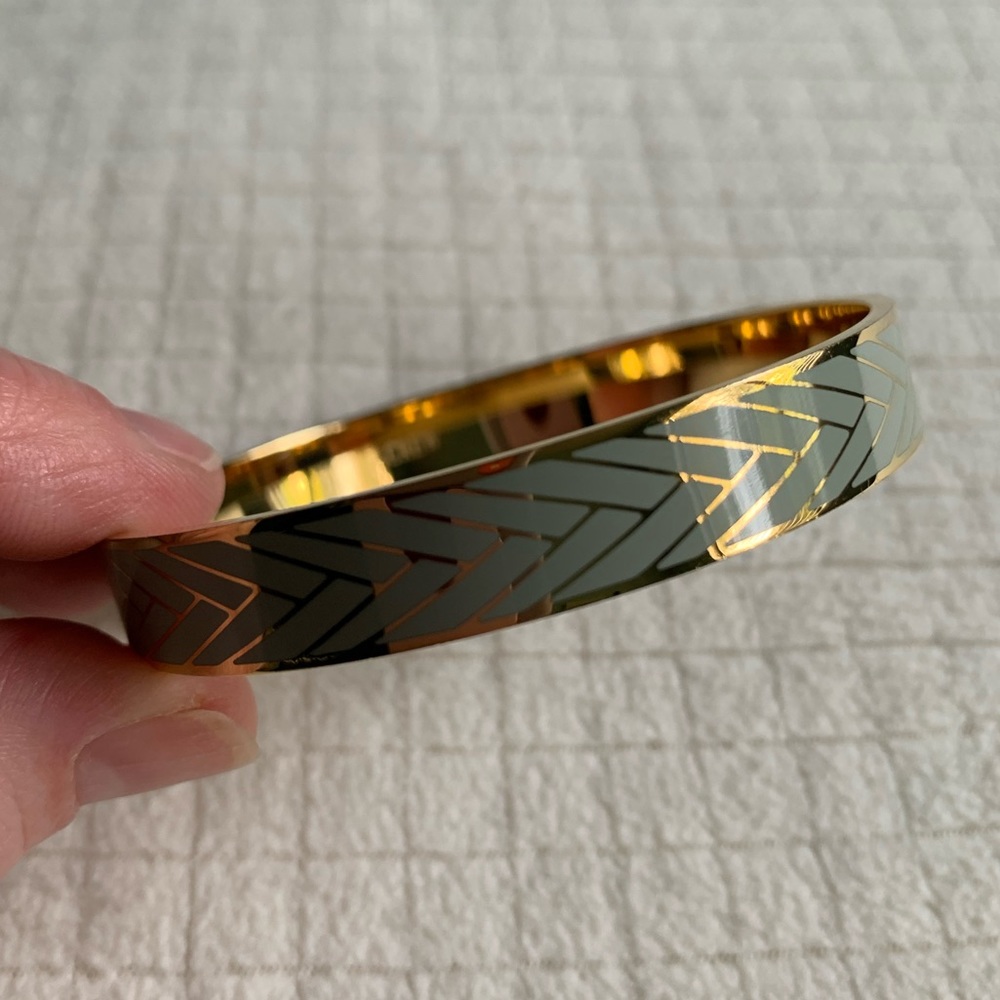J.Crew gray chevron striped bracelet - Picture 4 of 9